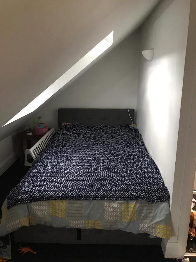2 X Double Rooms In Cheam Eksteriør bilde